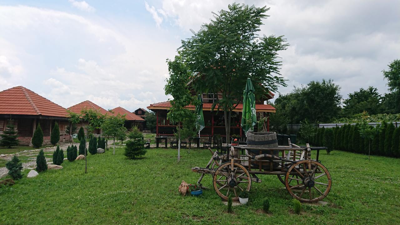 Satul Traditional Runcu  Exterior foto